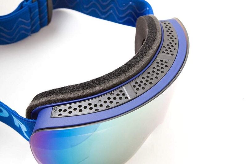 Stylish Pro-grade Ski Goggle - Image 25
